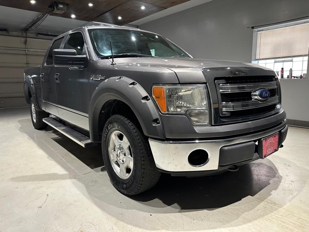 2013 Ford F-150 4WD SuperCrew 145" XL