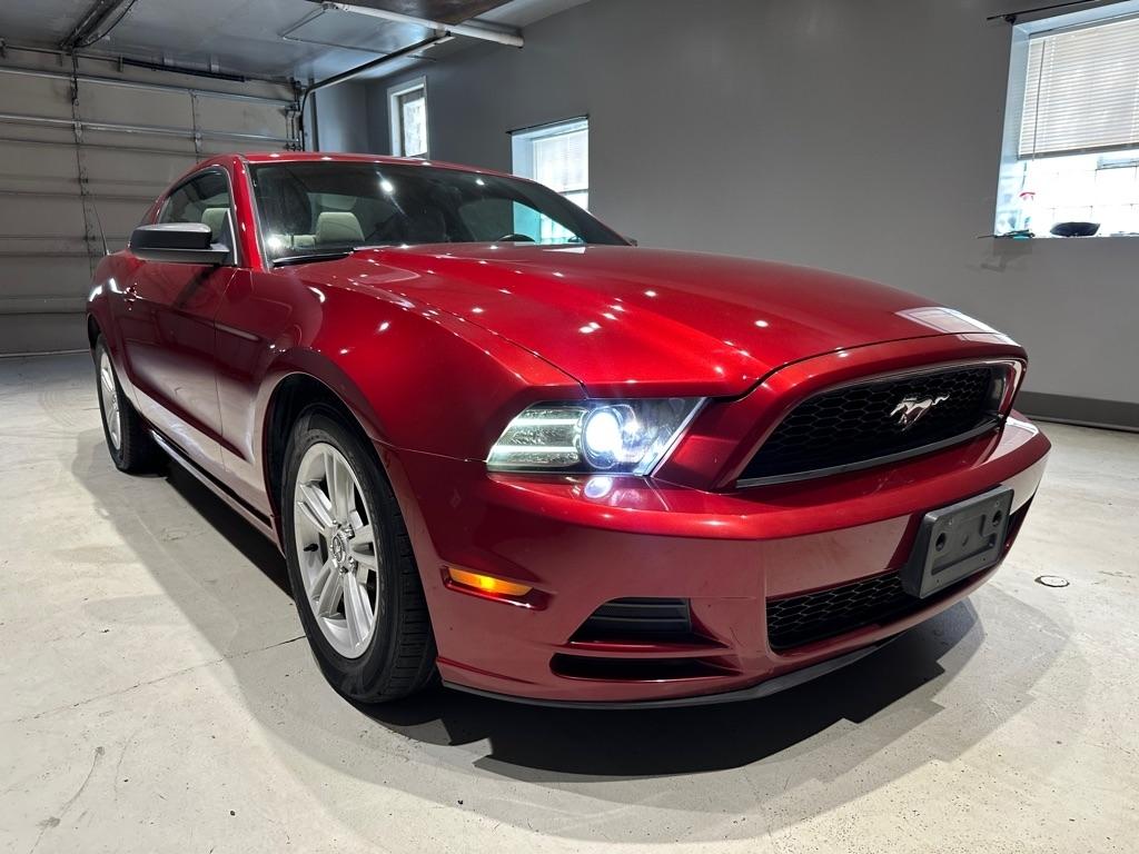 2014 Ford Mustang V6 Coupe