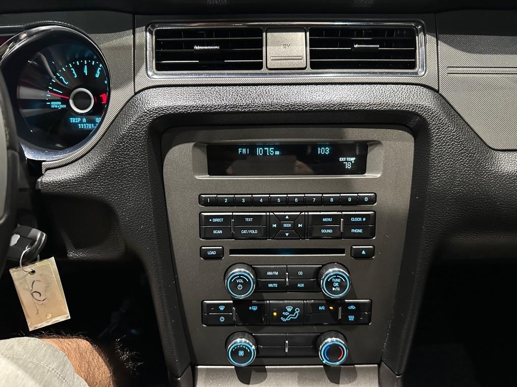 2014 Ford Mustang V6 - Photo 30