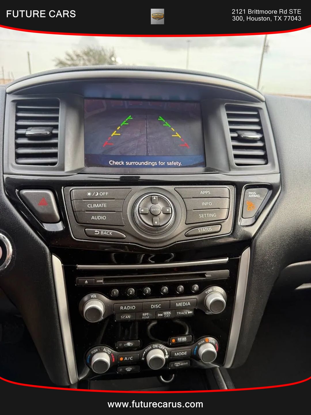 Nissan Pathfinder  2017