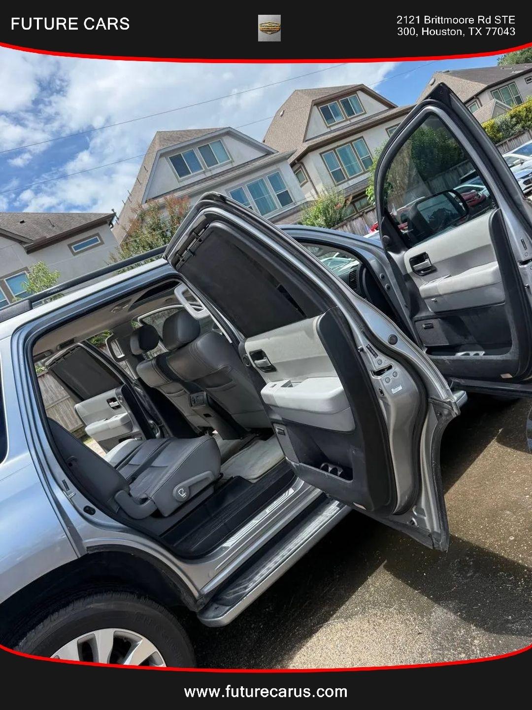 Toyota Sequoia  2008