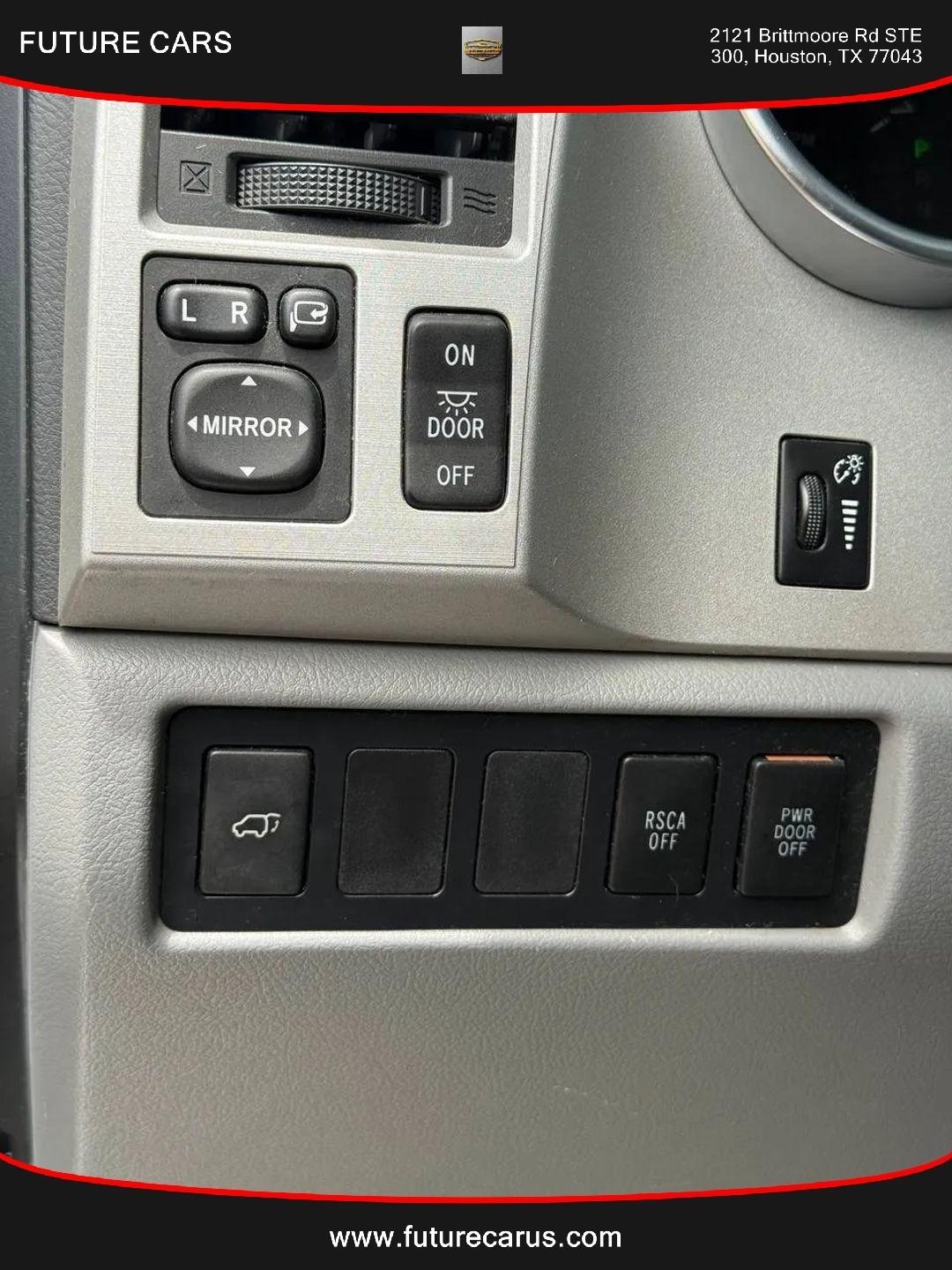 Toyota Sequoia  2008