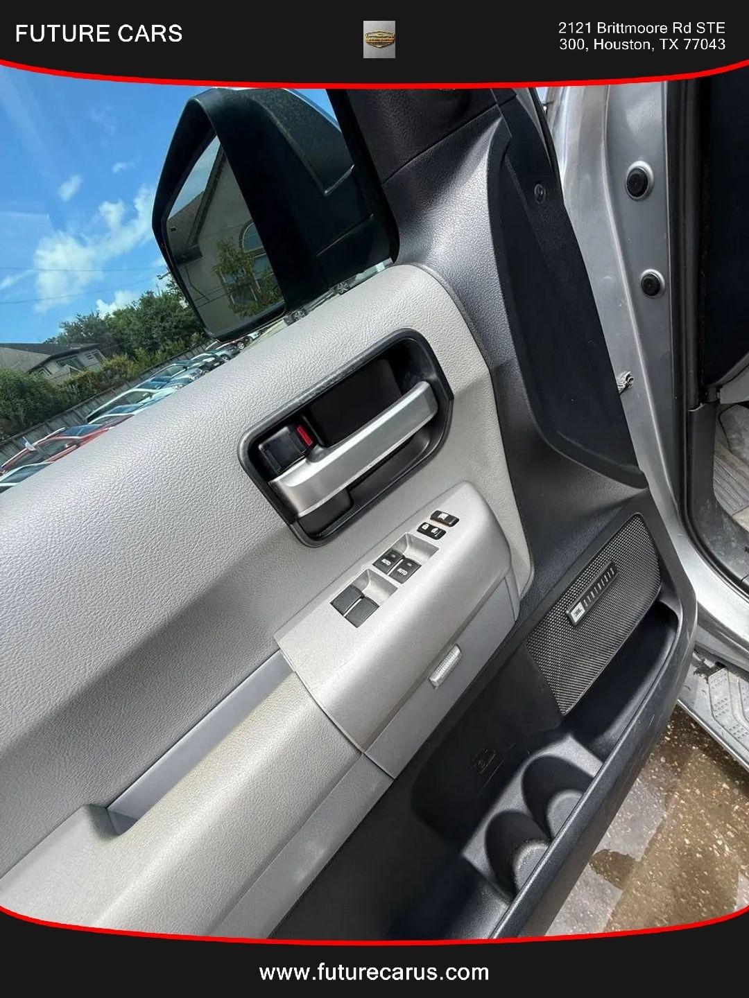 Toyota Sequoia  2008