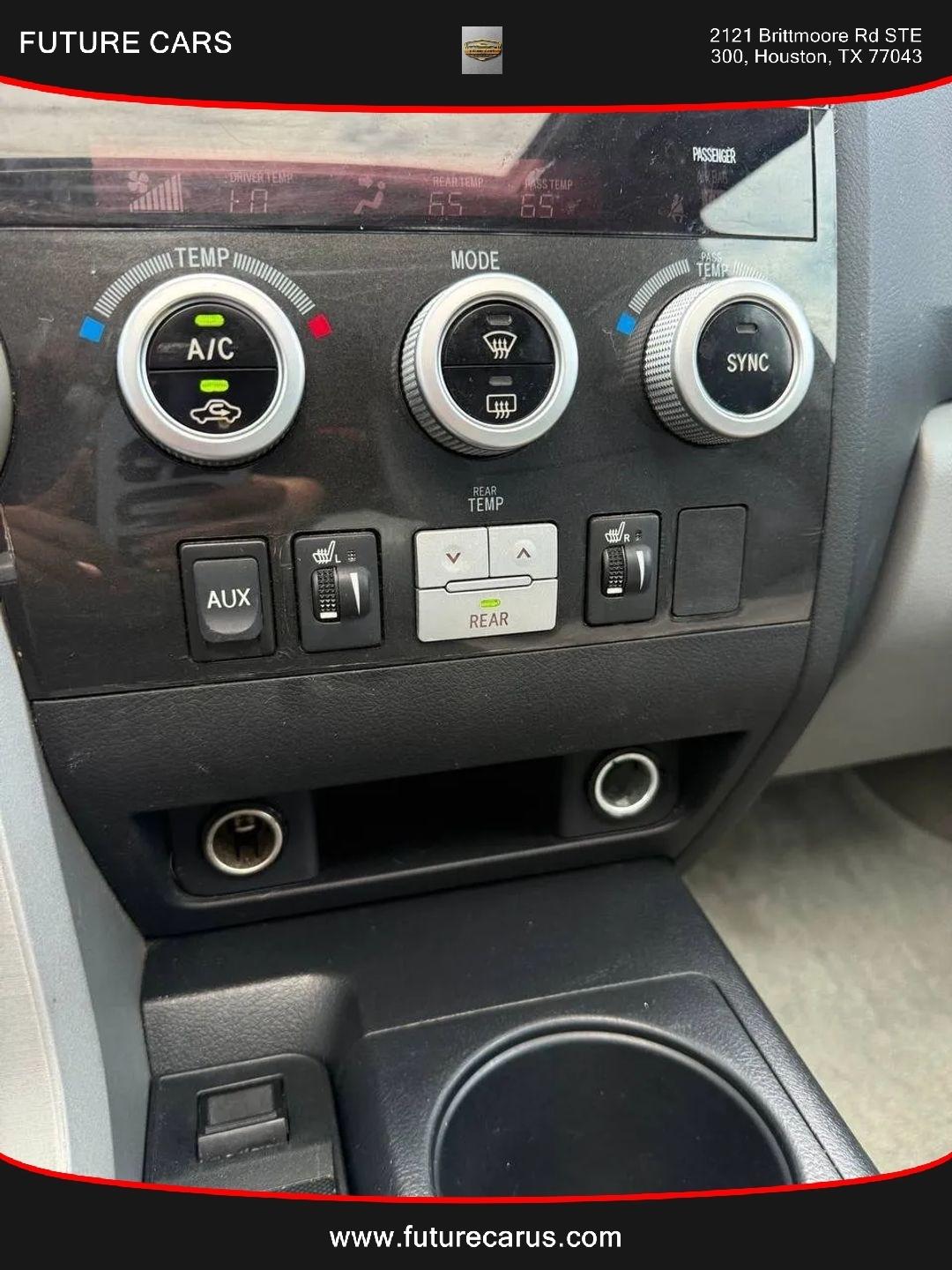 Toyota Sequoia  2008
