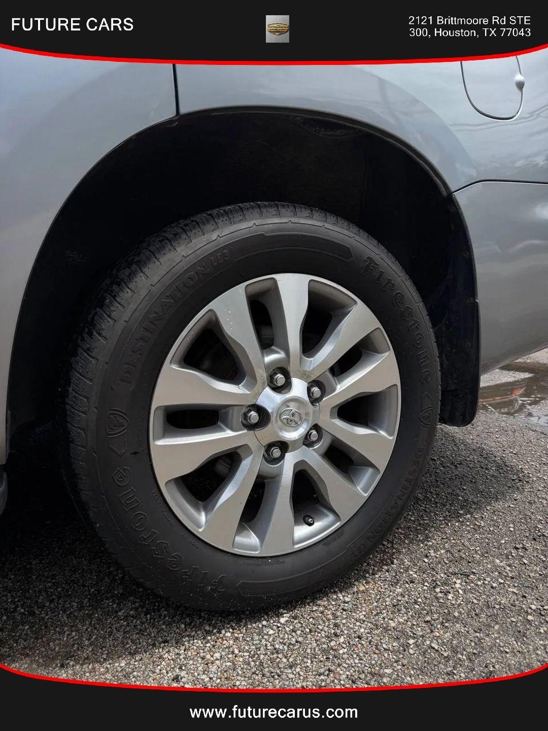 Toyota Sequoia  2008