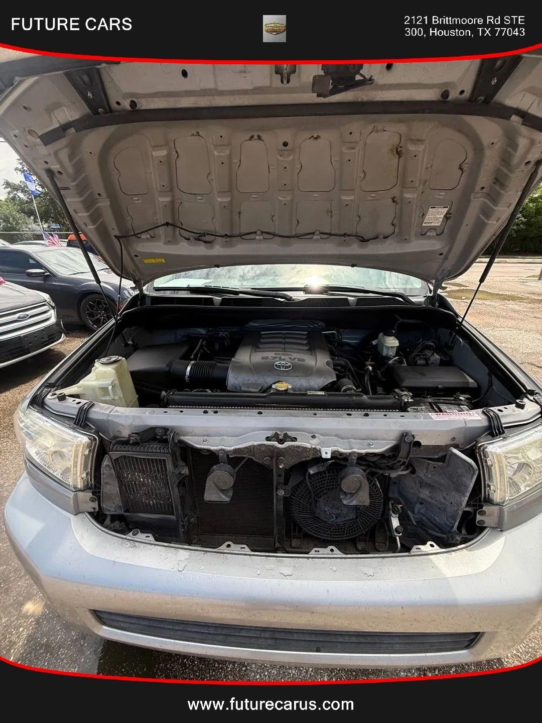Toyota Sequoia  2008