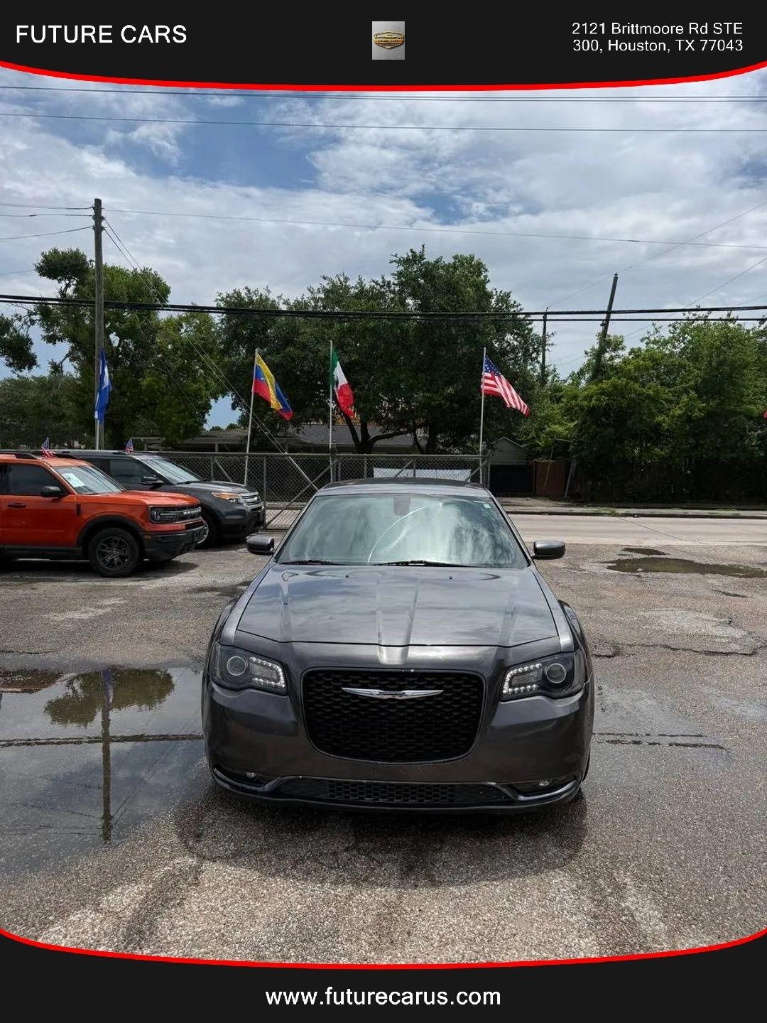 Chrysler 300  2019