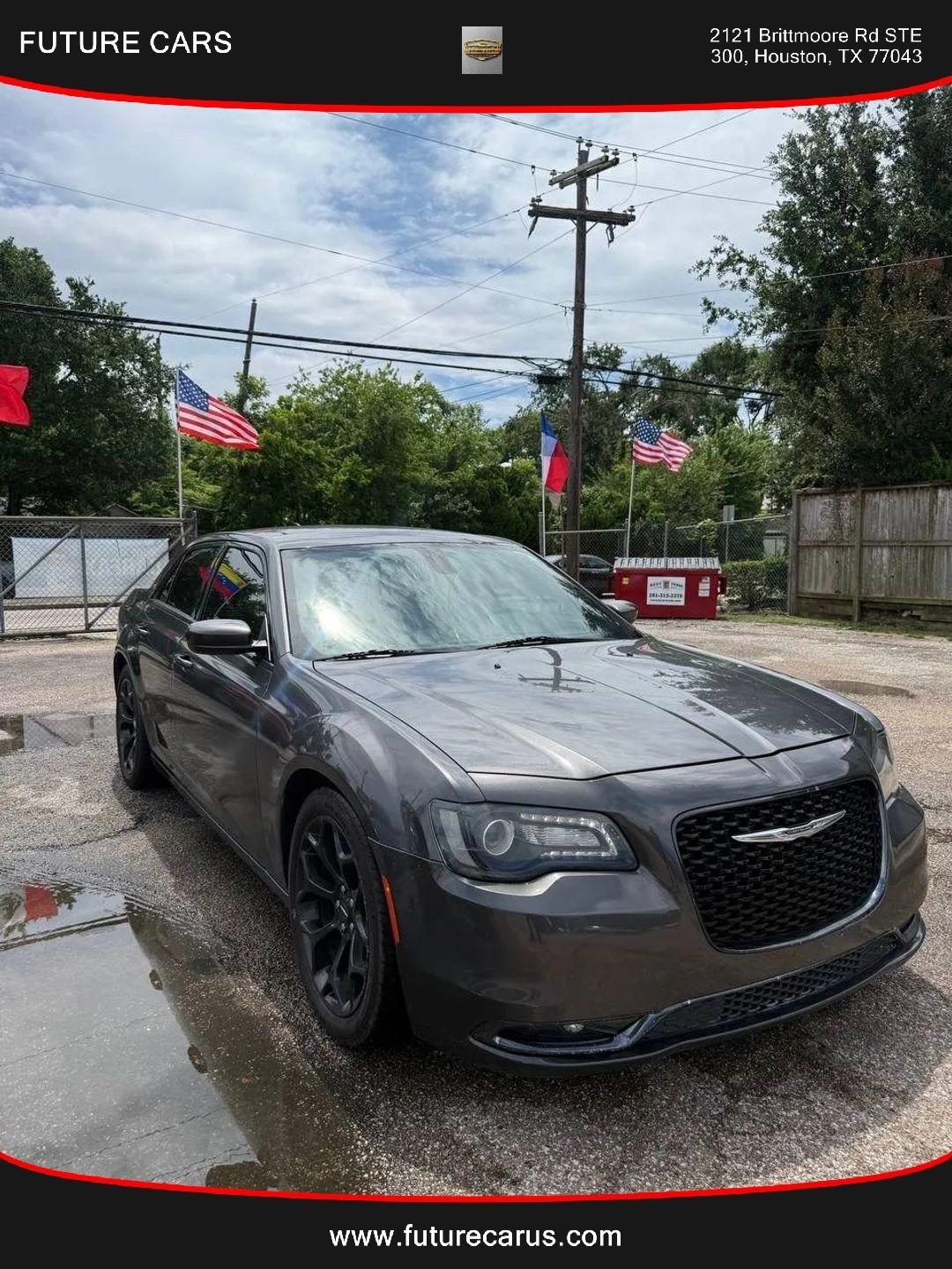Chrysler 300  2019