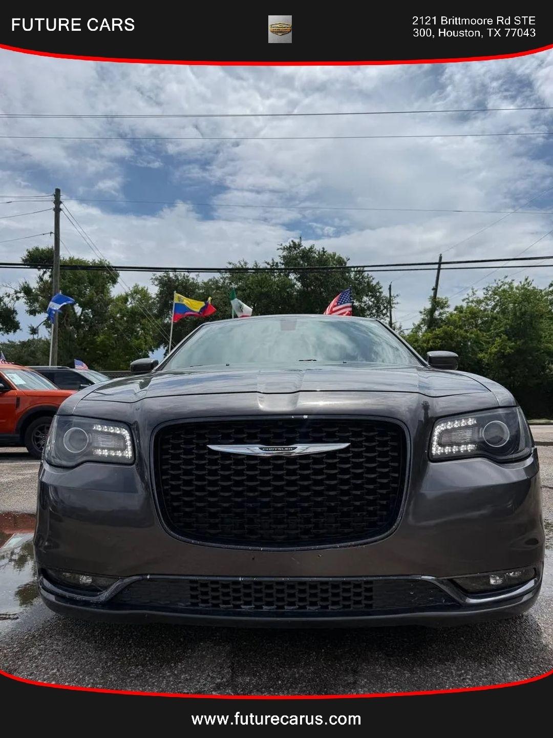 Chrysler 300  2019