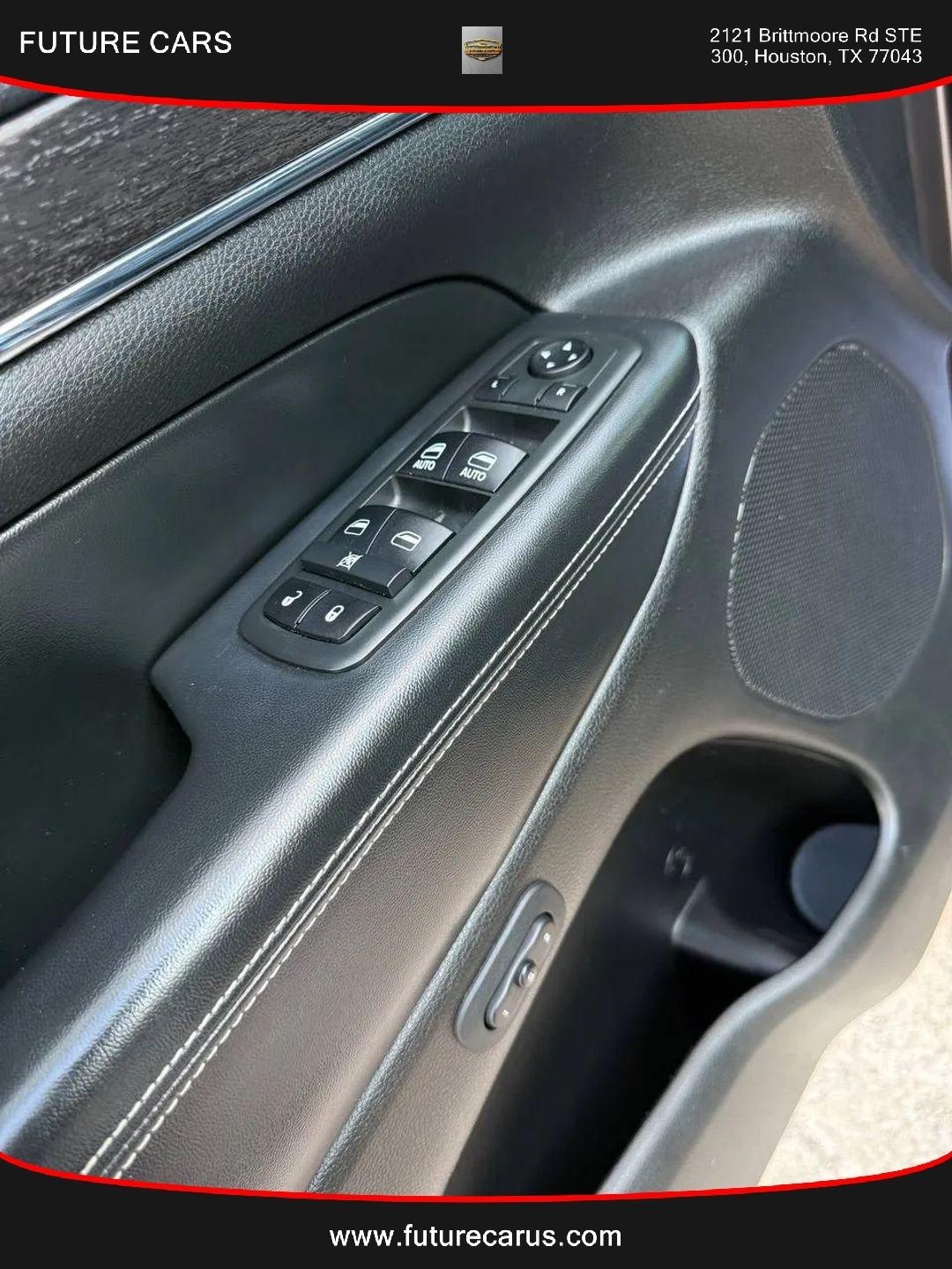 Jeep Grand Cherokee  2014