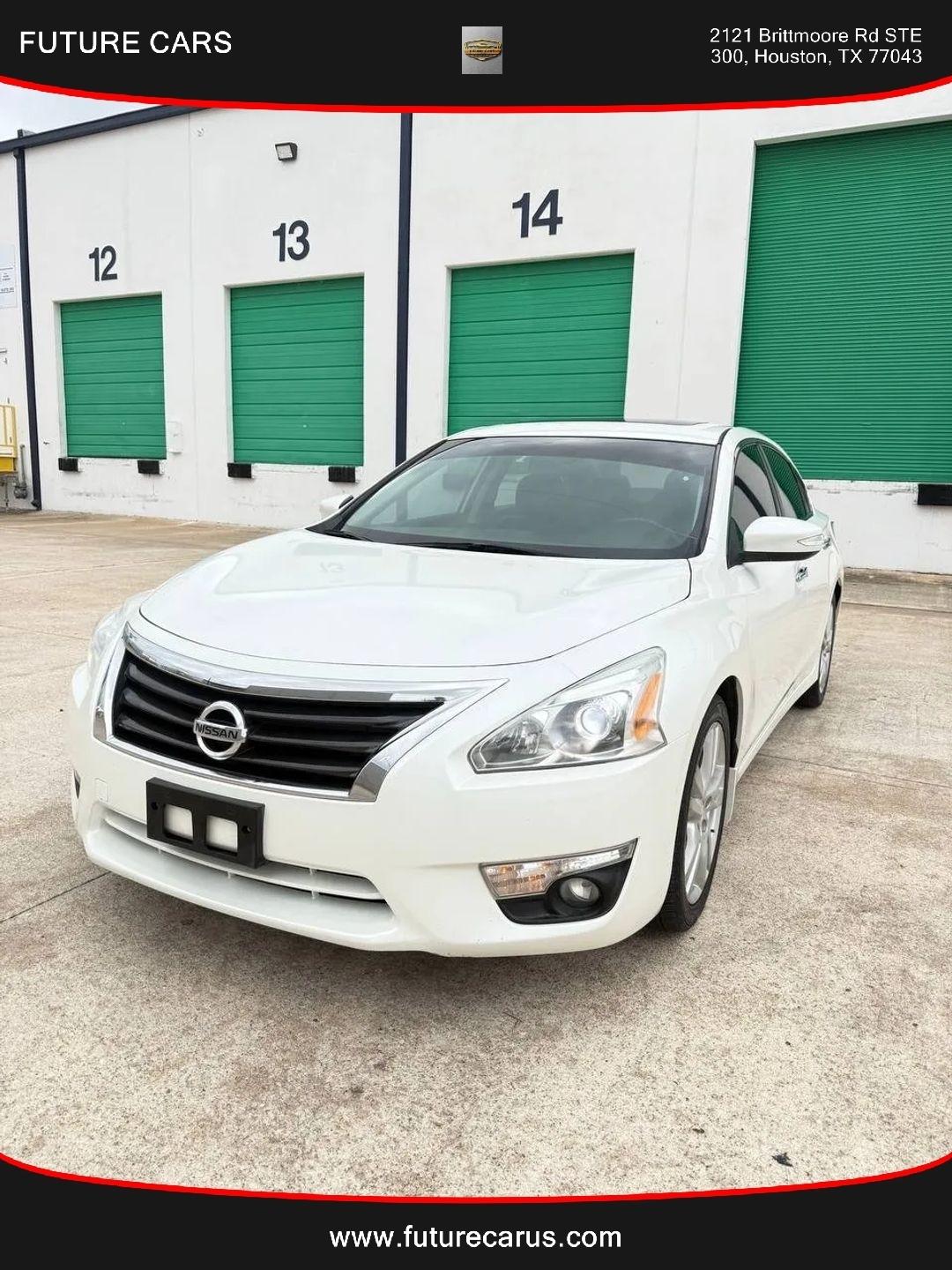 Nissan Altima  2015