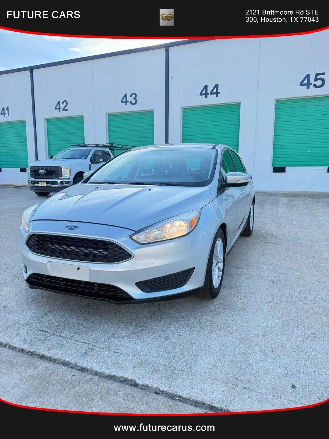 2015 Ford Focus SE Hatchback 4D