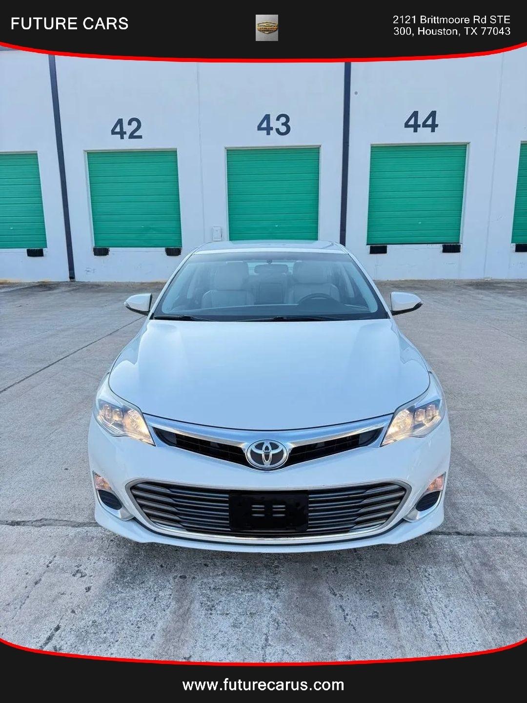 Toyota Avalon  2014