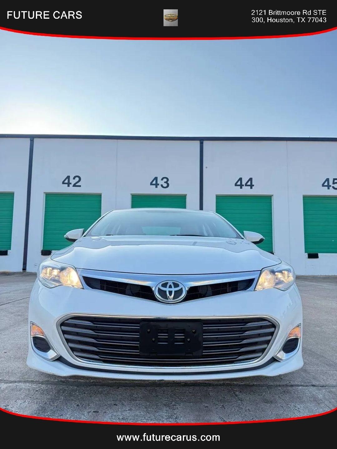 Toyota Avalon  2014
