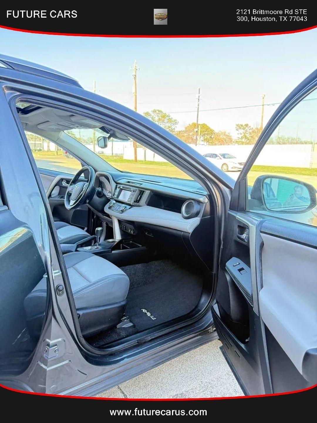 Toyota RAV4  2014