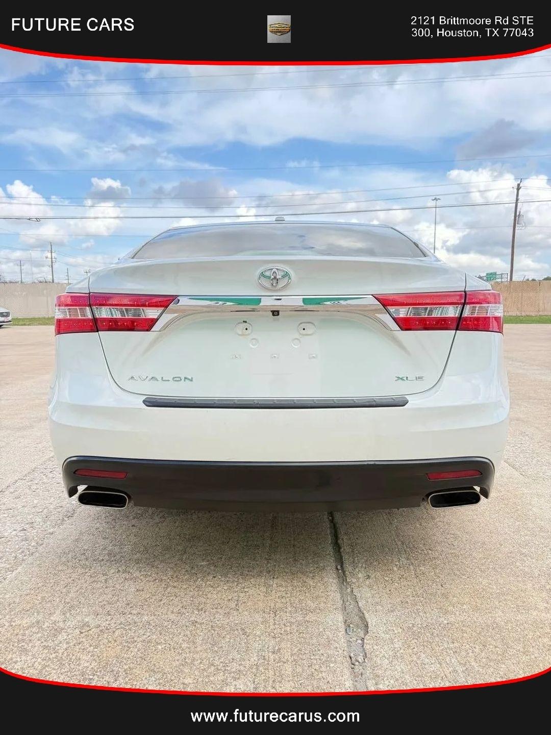 Toyota Avalon  2013