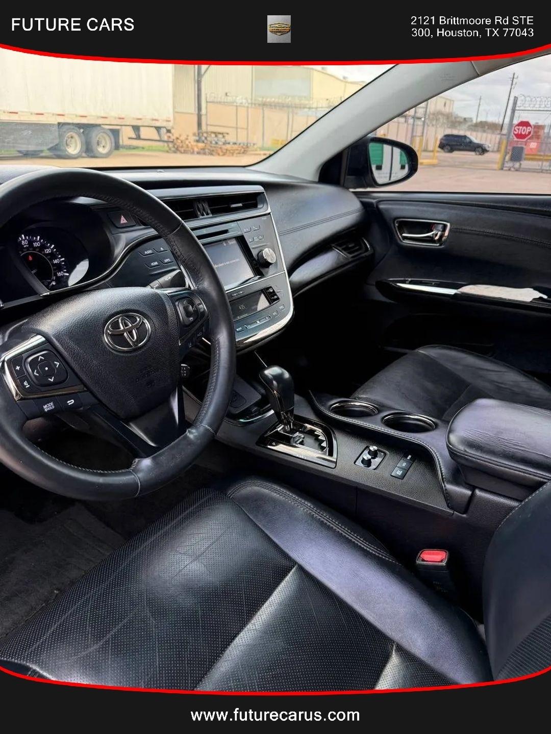 Toyota Avalon Hybrid  2016