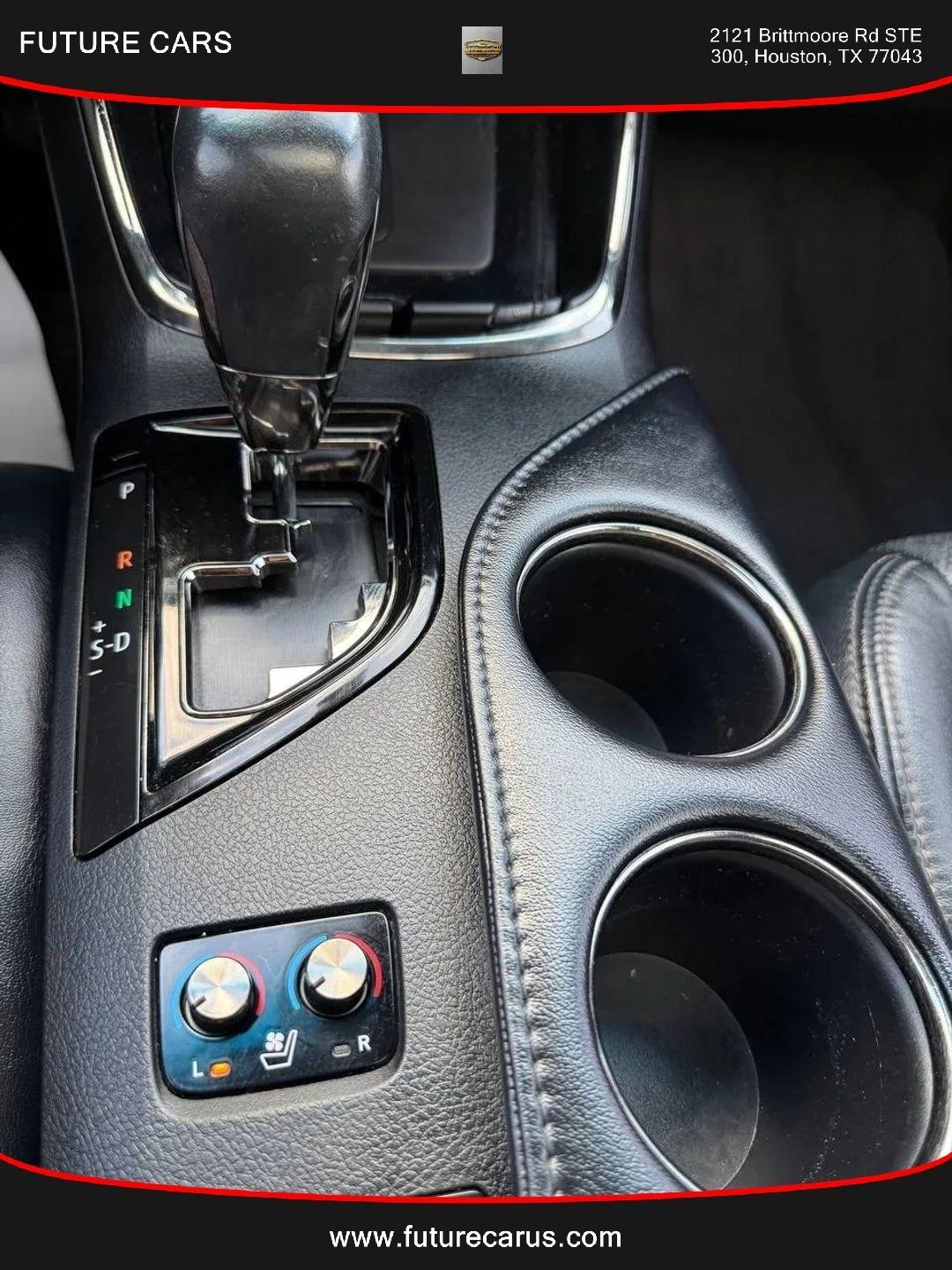 Toyota Avalon Hybrid  2016