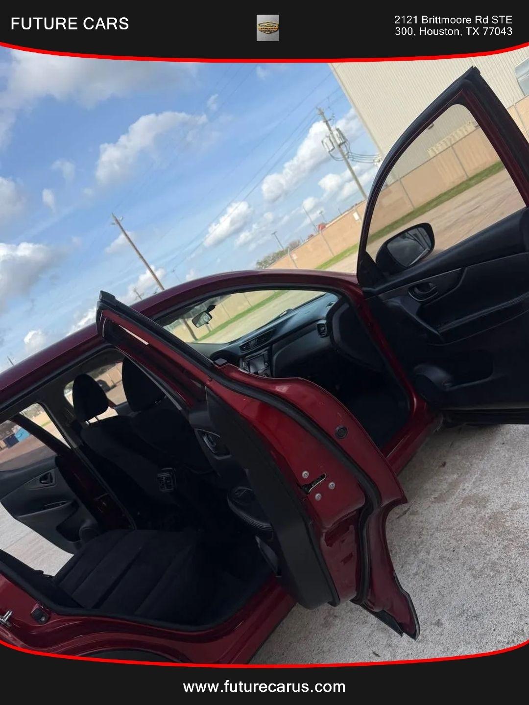 Nissan Rogue Sport  2019