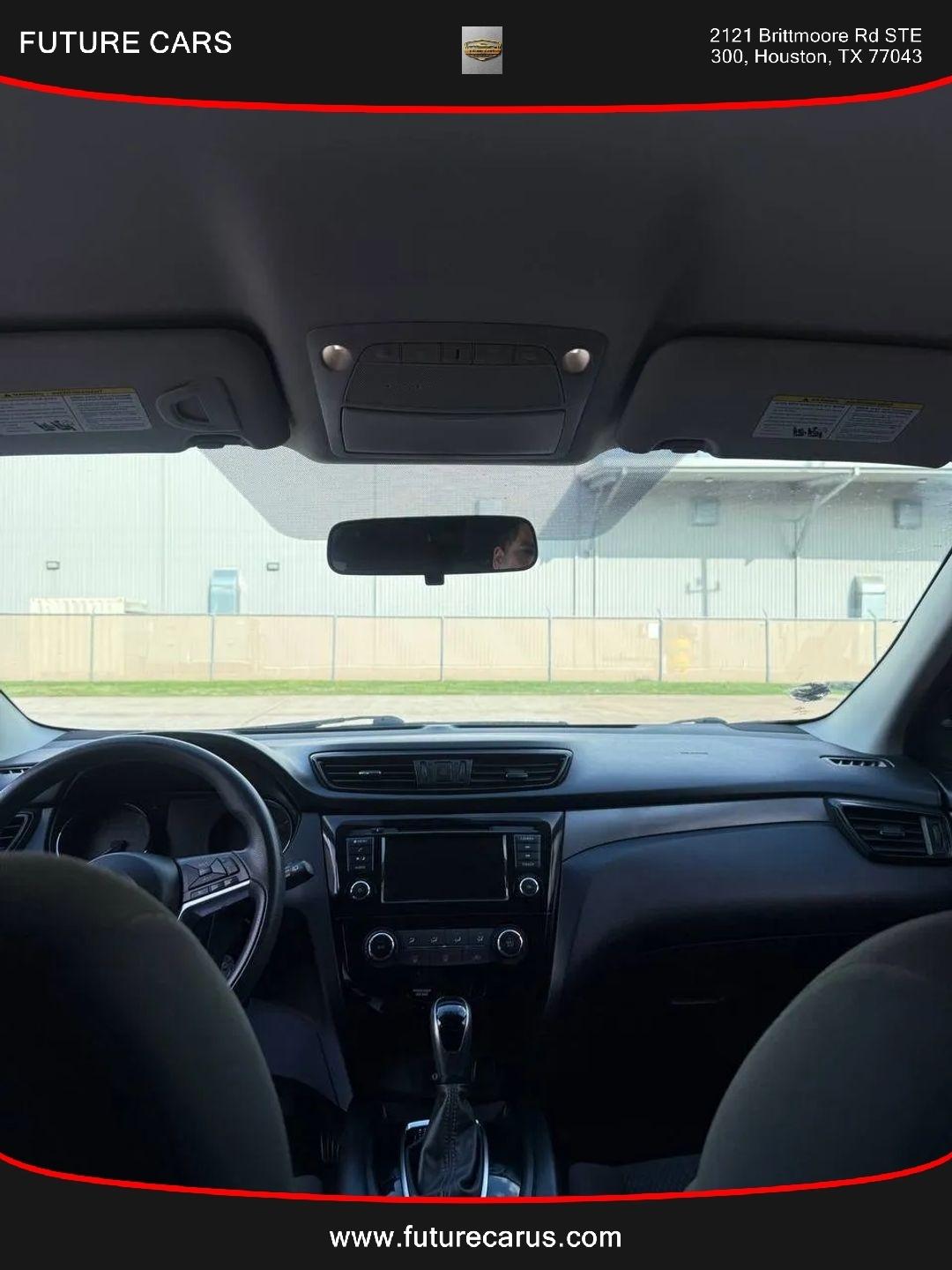 Nissan Rogue Sport  2019