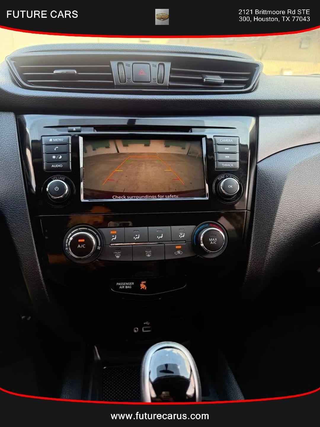 Nissan Rogue Sport  2019