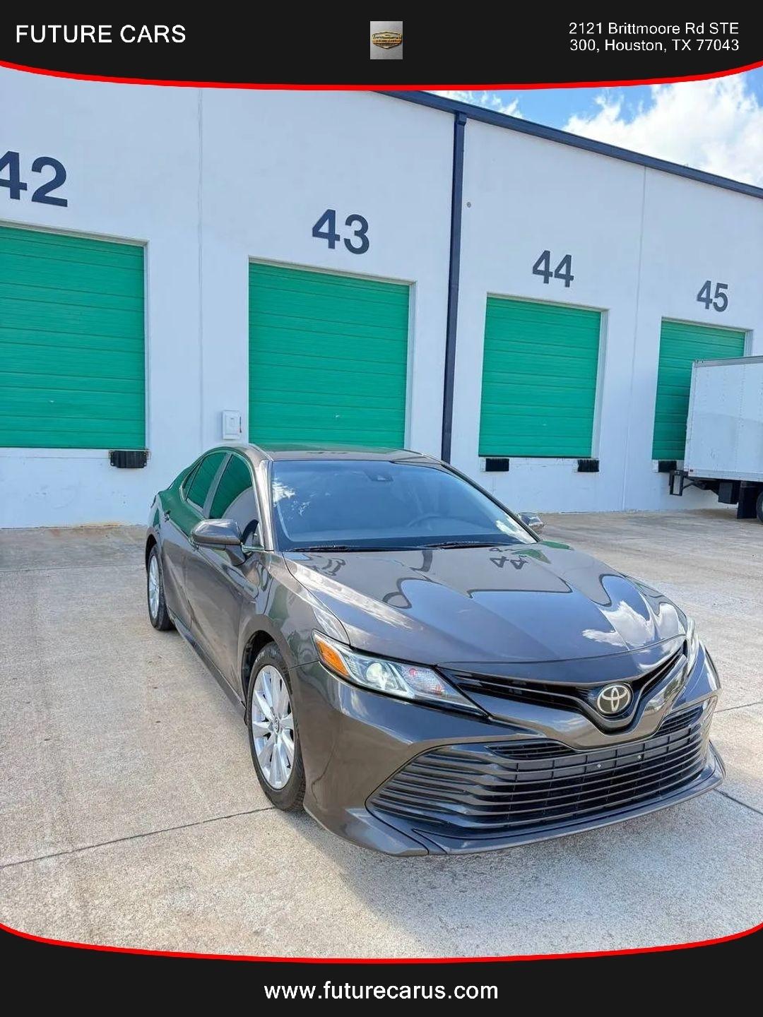 Toyota Camry  2018