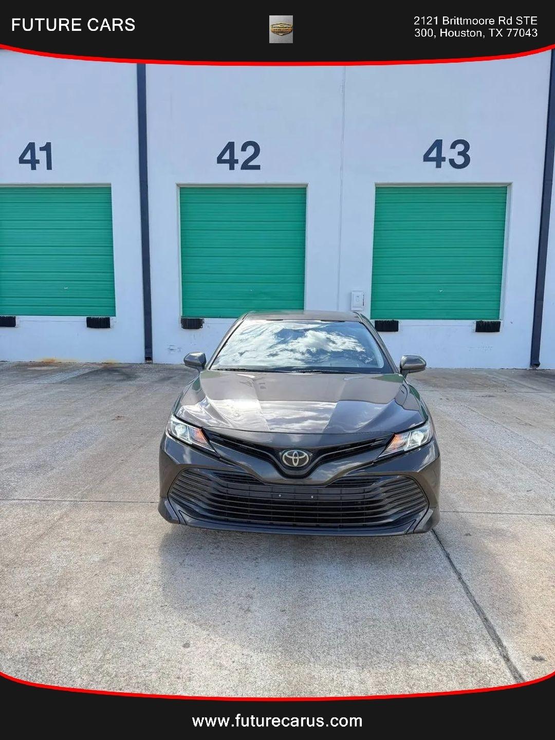 Toyota Camry  2018
