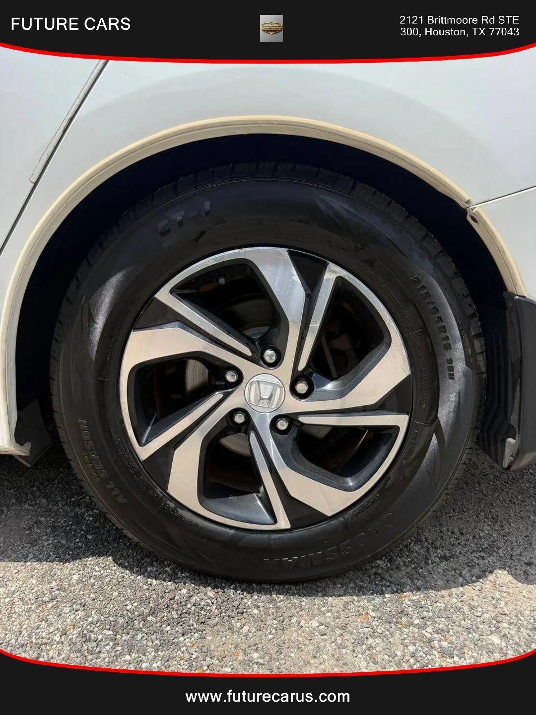 2017 Honda Accord LX - Photo 16