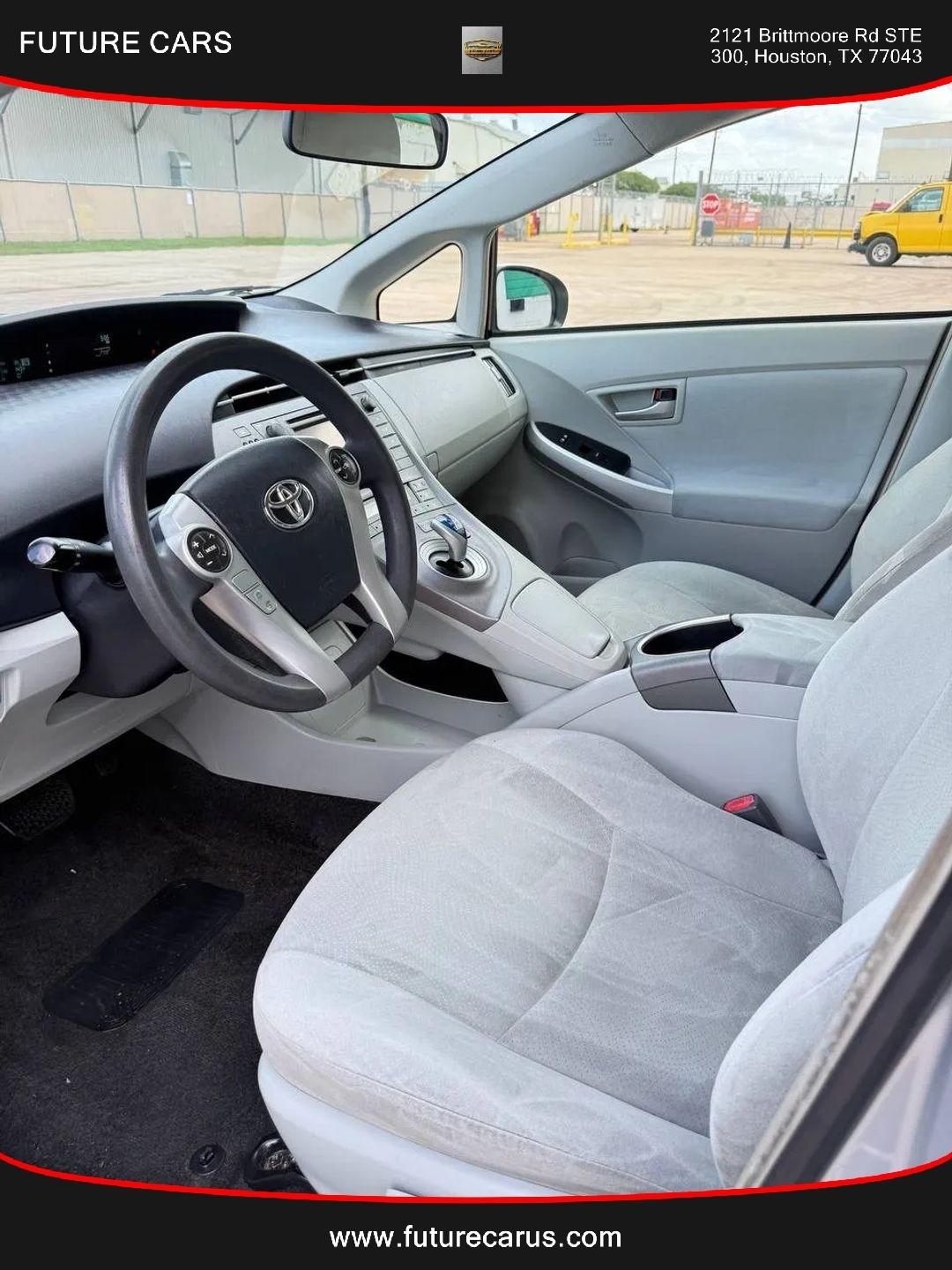 Toyota Prius  2015