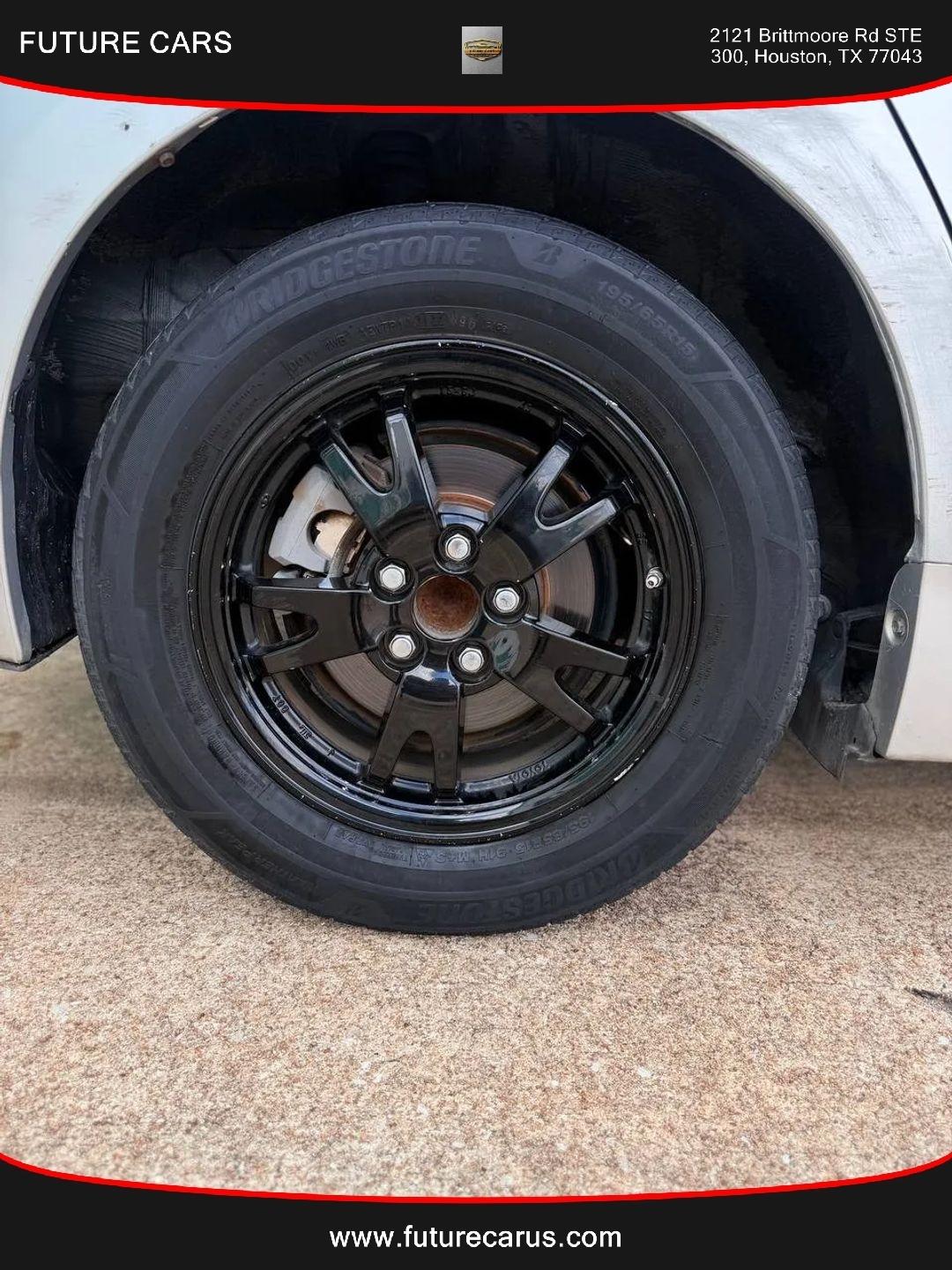 Toyota Prius  2015