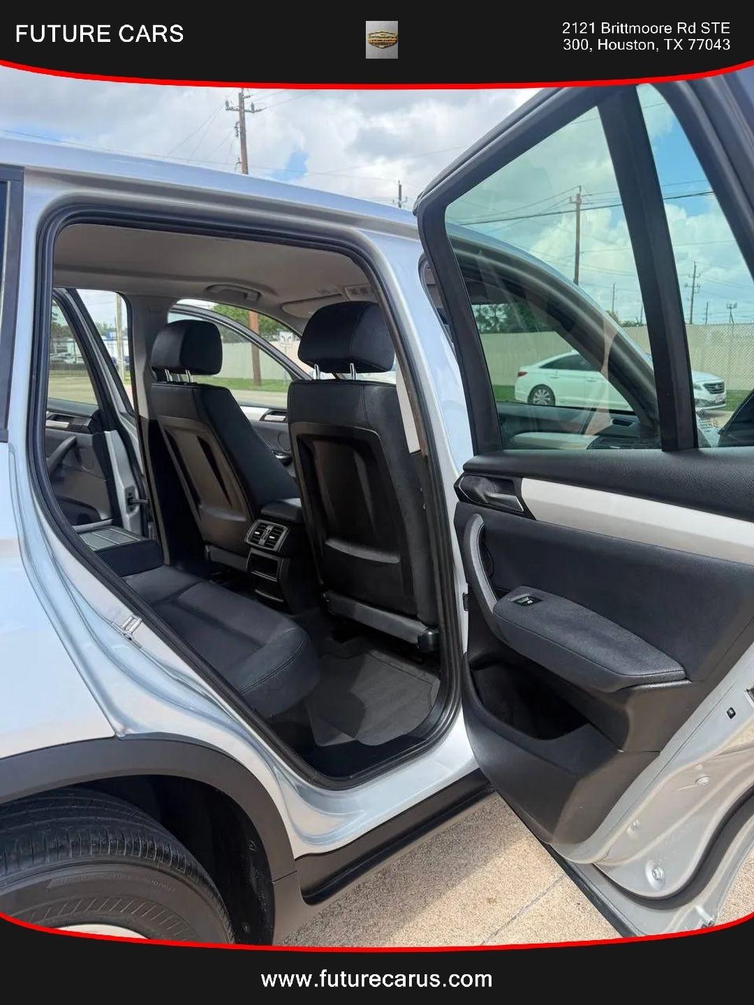 BMW X3  2012