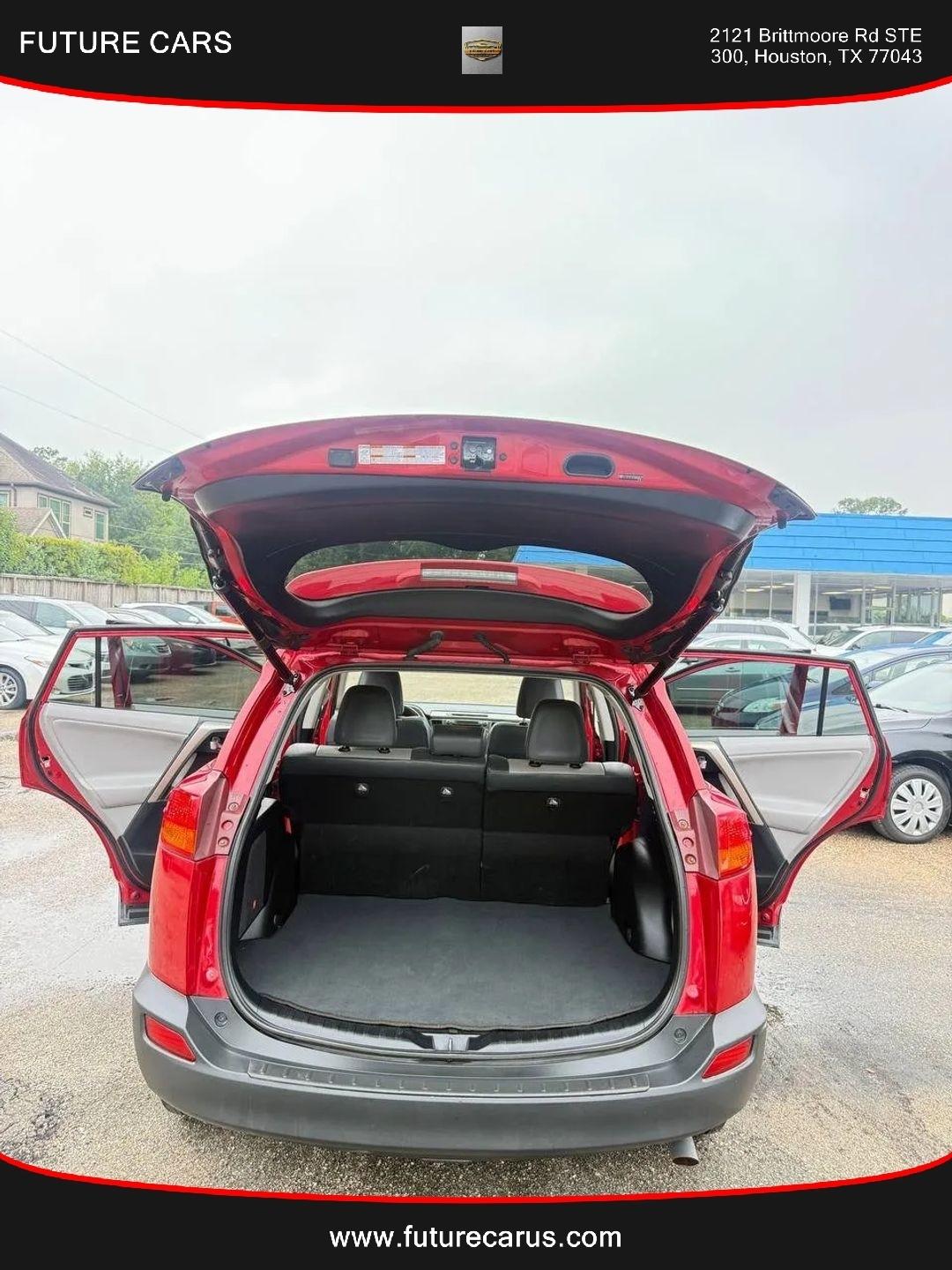 Toyota RAV4  2013