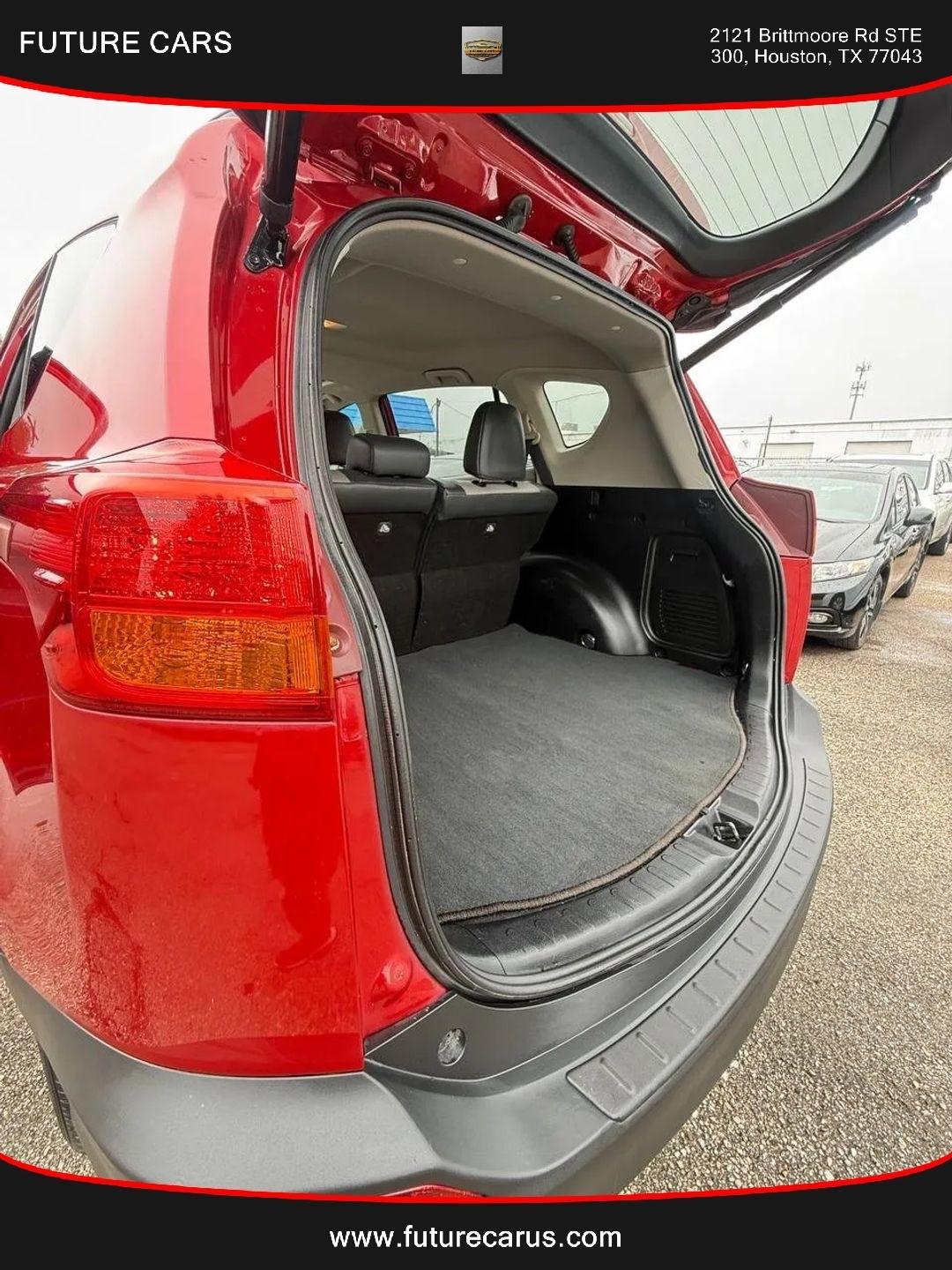 Toyota RAV4  2013
