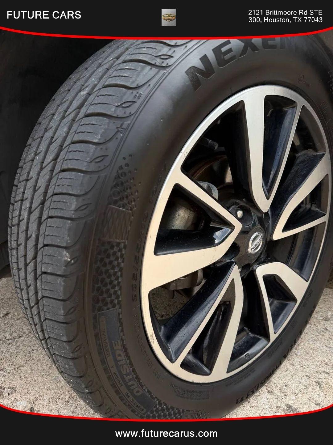 Nissan Rogue  2019