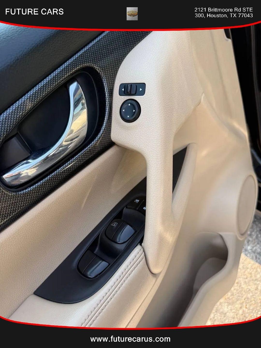 Nissan Rogue  2014