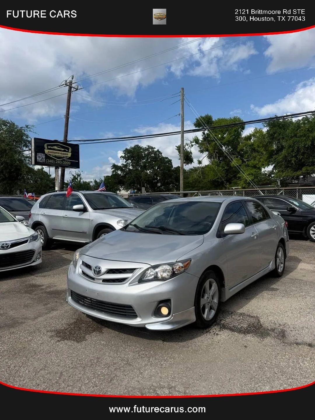 Toyota Corolla  2011