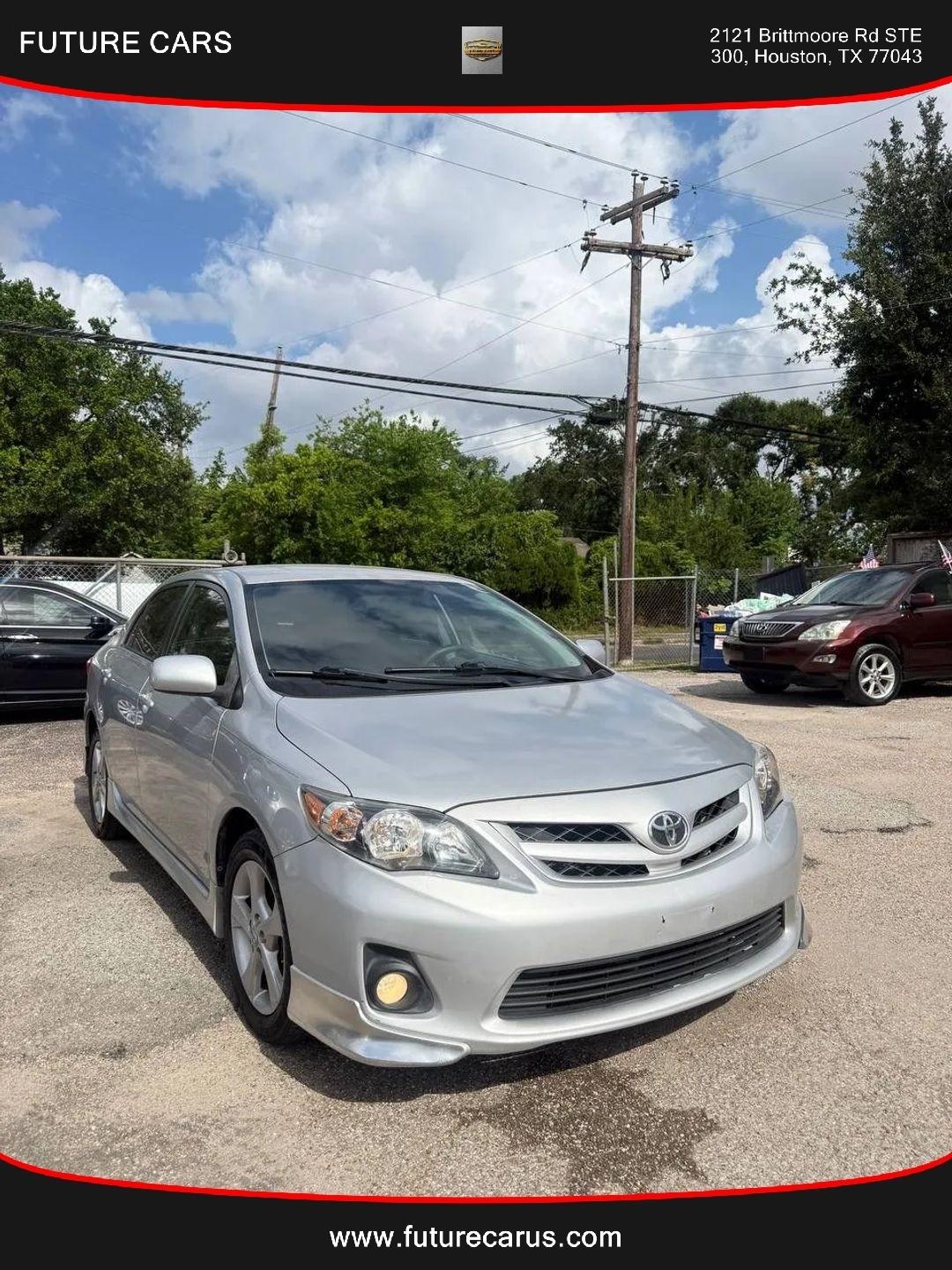 Toyota Corolla  2011