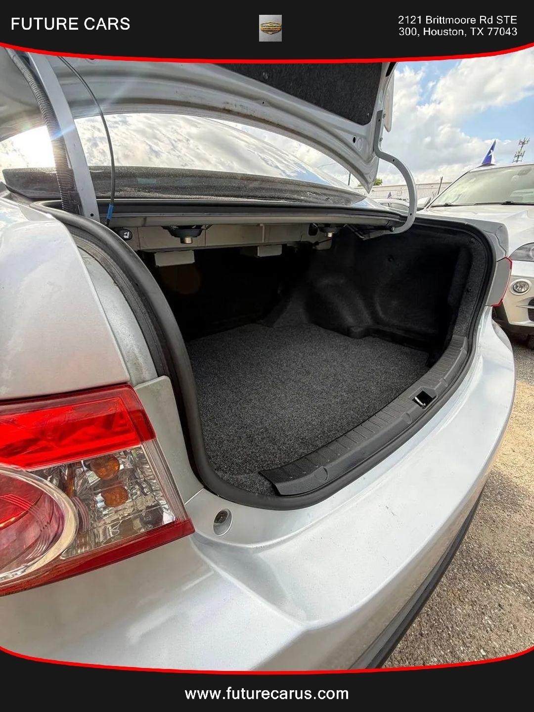 Toyota Corolla  2011