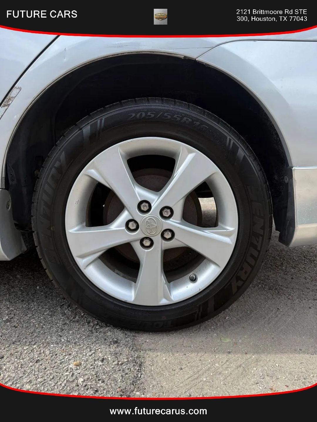 Toyota Corolla  2011