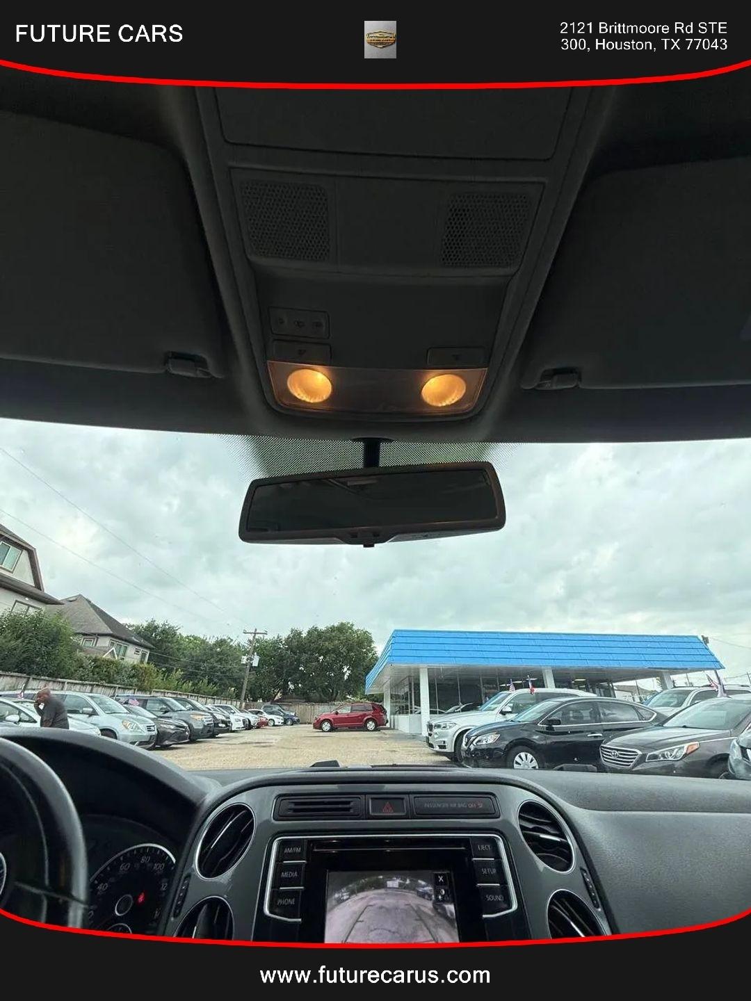 Volkswagen Tiguan  2016