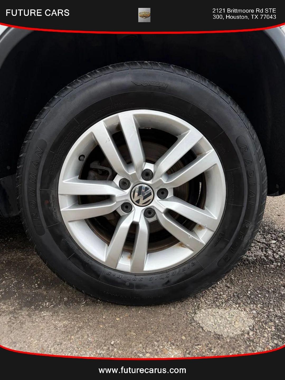 Volkswagen Tiguan  2016
