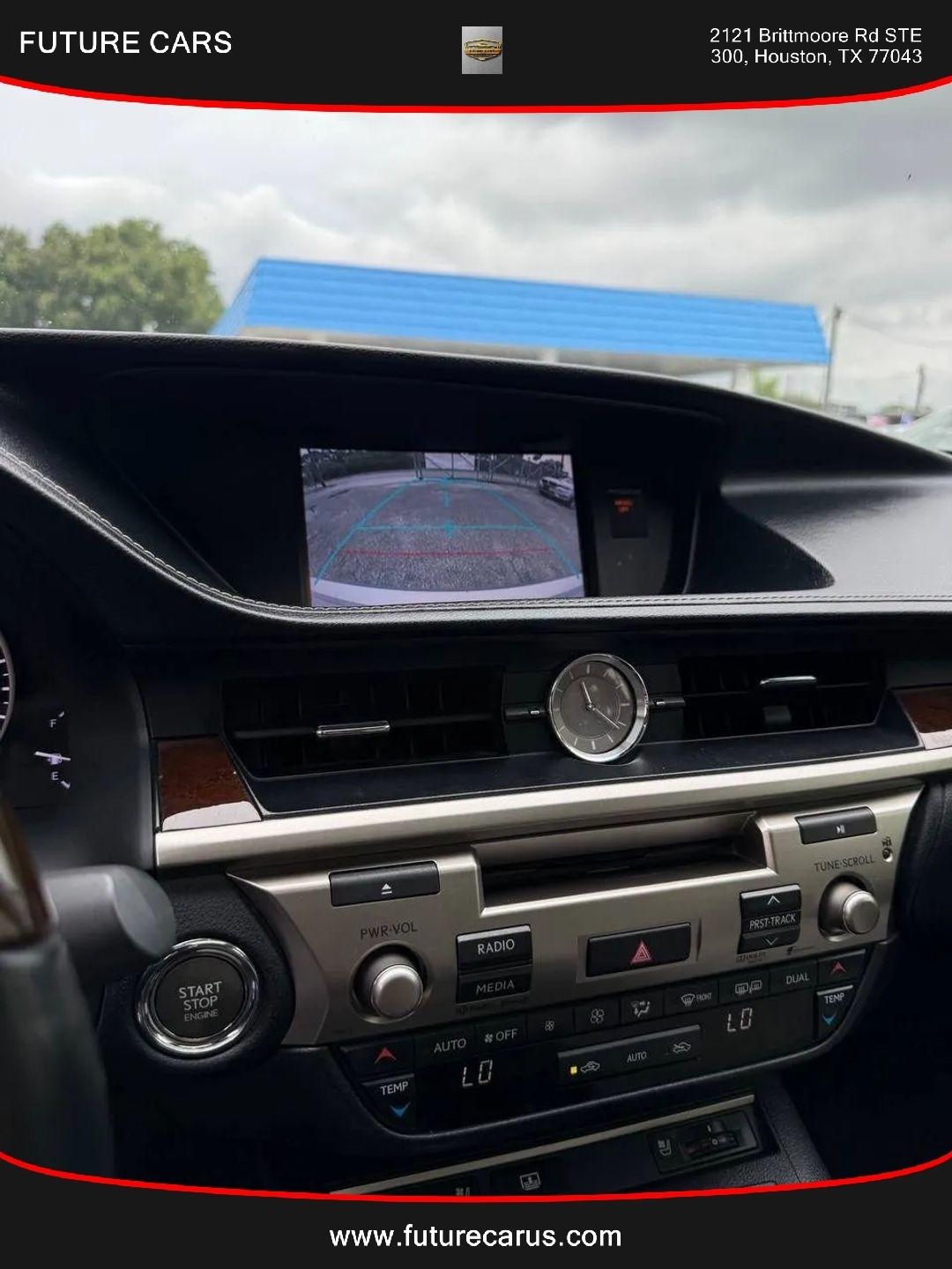 Lexus ES 350  2013