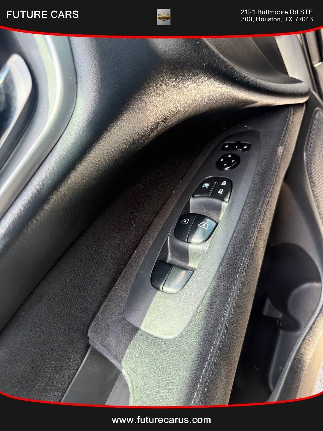 Nissan Pathfinder  2015