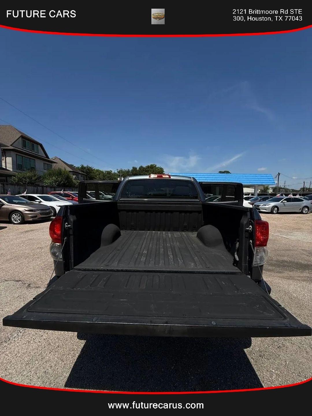 Toyota Tundra  2010