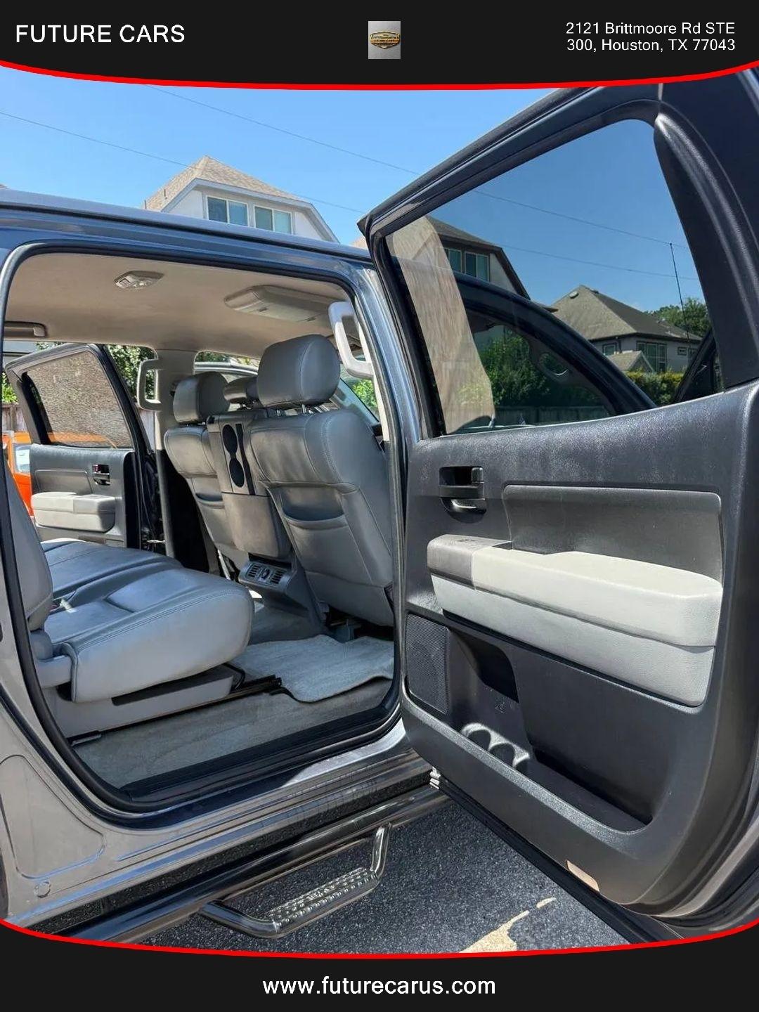 Toyota Tundra  2010