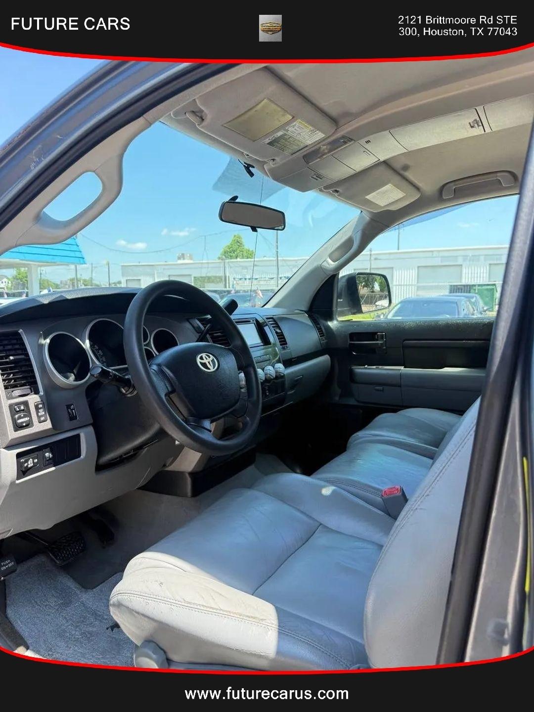 Toyota Tundra  2010