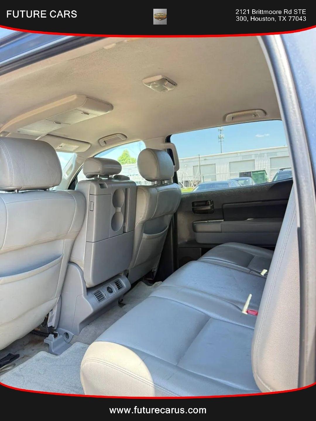 Toyota Tundra  2010