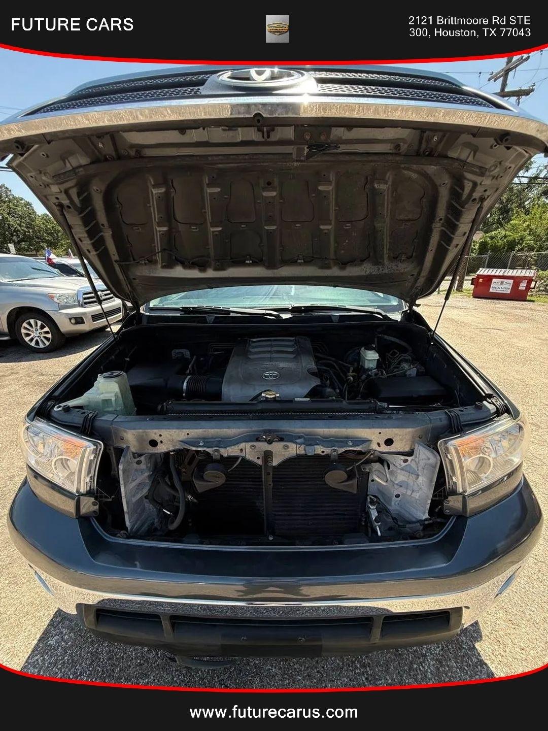 Toyota Tundra  2010