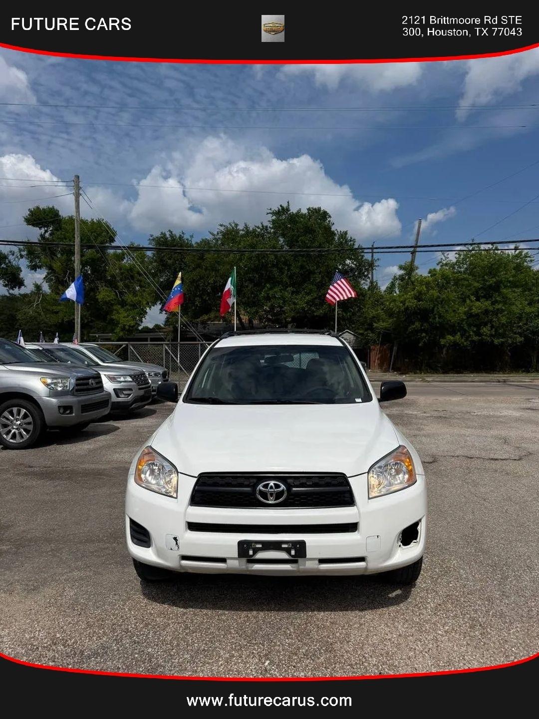 Toyota RAV4  2012