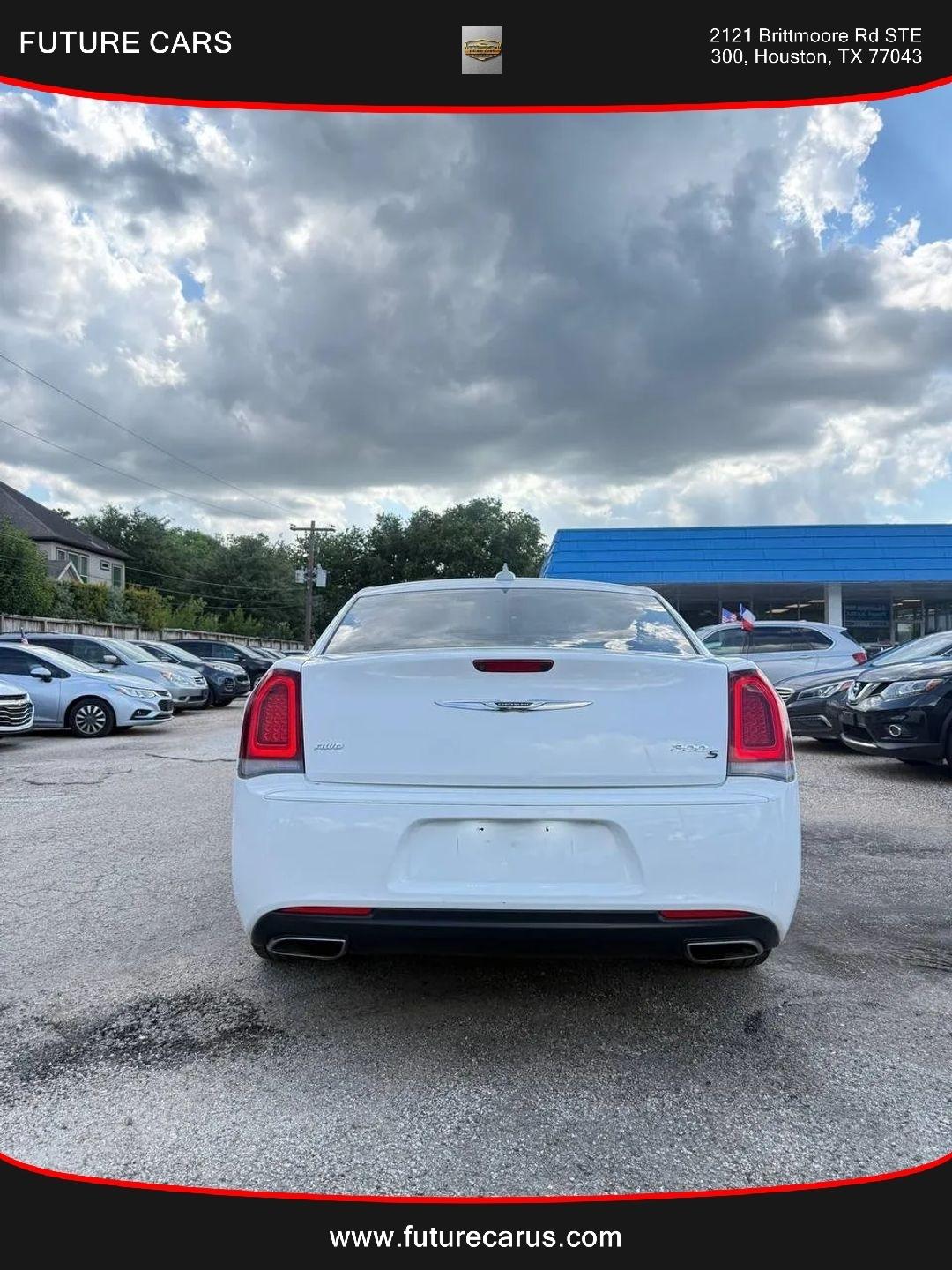 Chrysler 300  2016